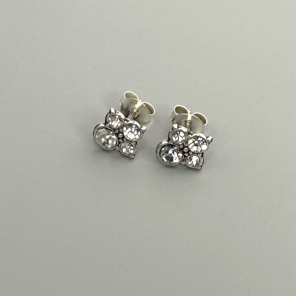Sterling Silver Antique Style Cluster Stud Earrings with Crystals - Picture 9 of 10